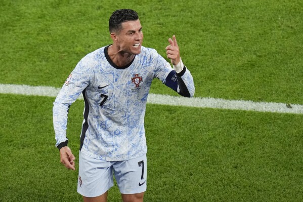 Ronaldo portugal away jersey outlet